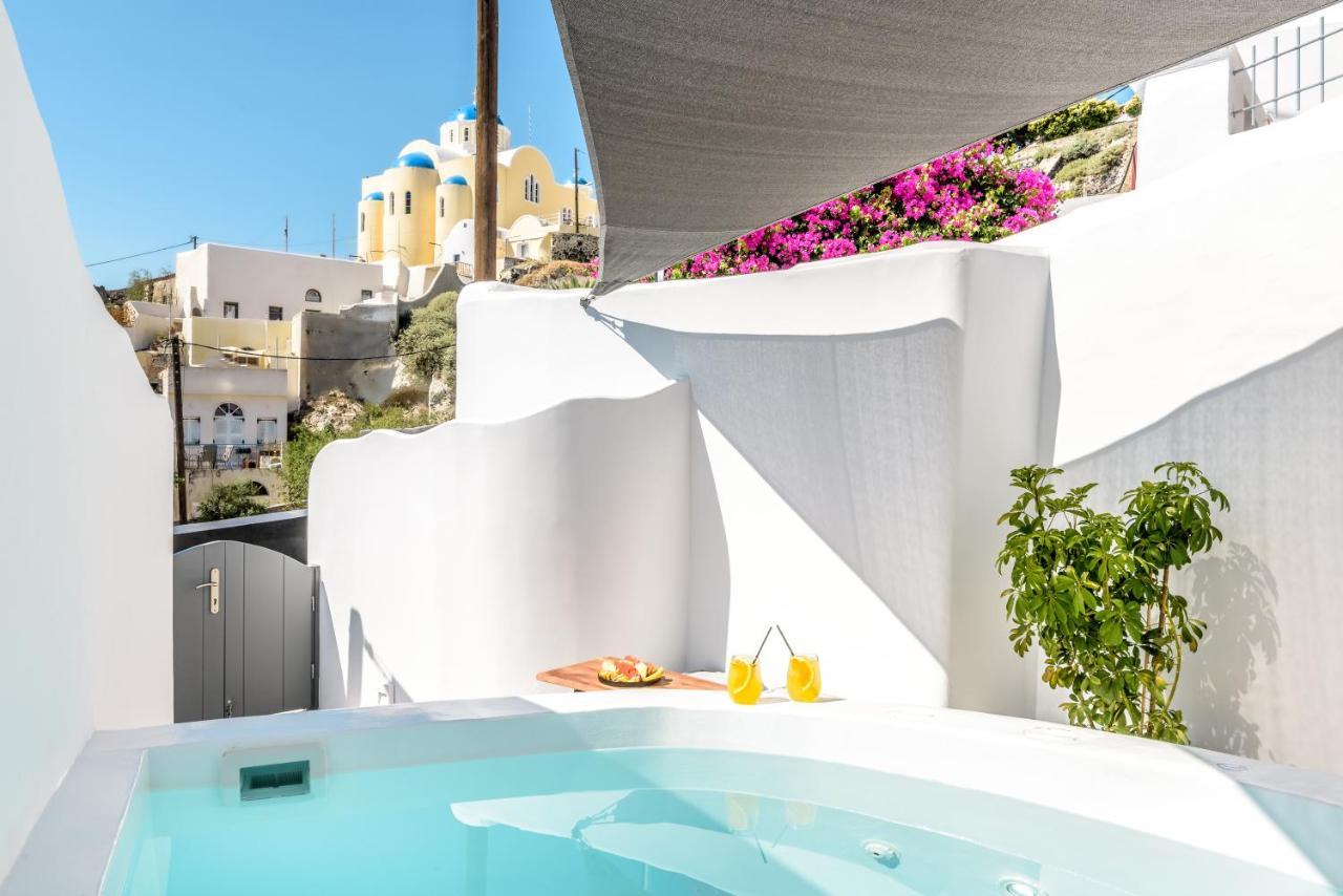 Anila Suites Fira  Exterior photo