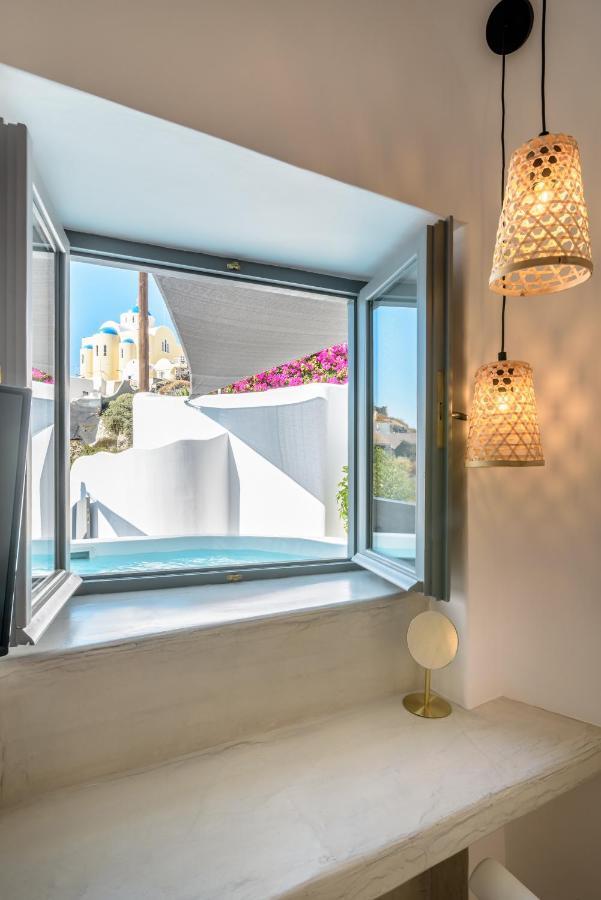 Anila Suites Fira  Exterior photo