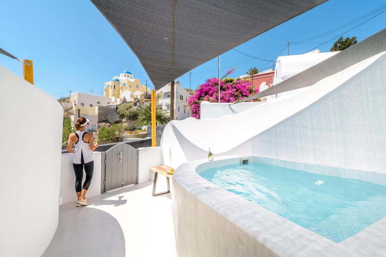 Anila Suites Fira  Exterior photo