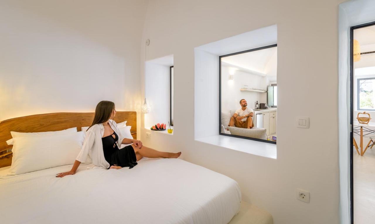 Anila Suites Fira  Exterior photo