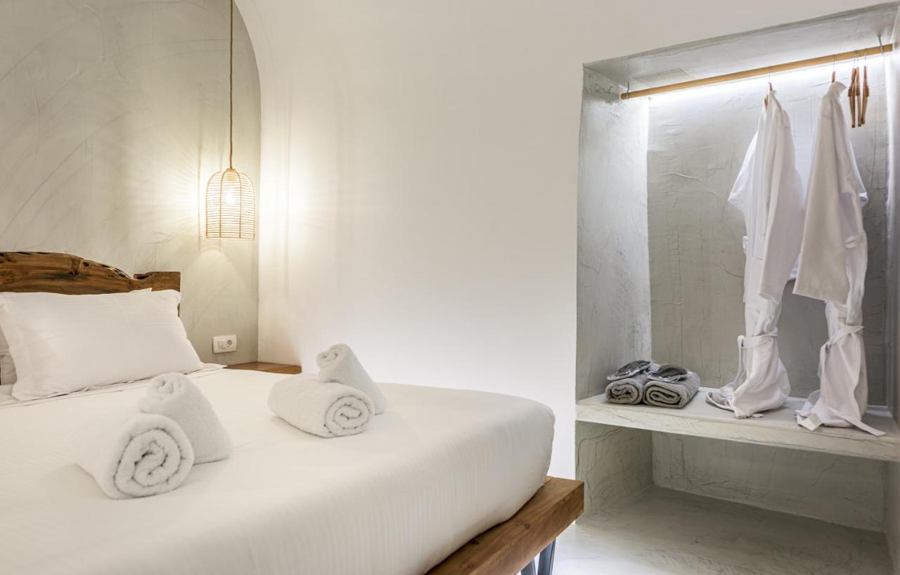 Anila Suites Fira  Exterior photo